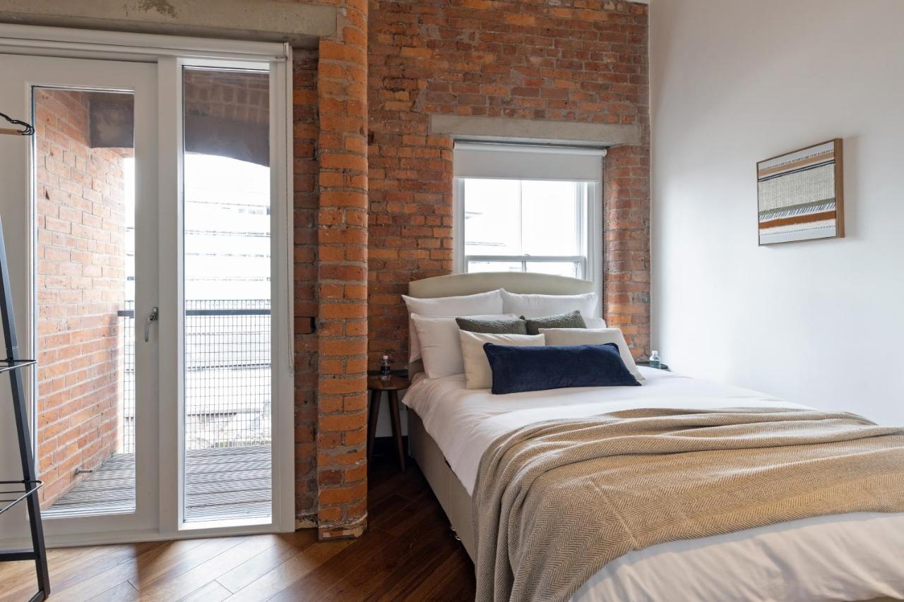 The James Manchester Kamer foto
